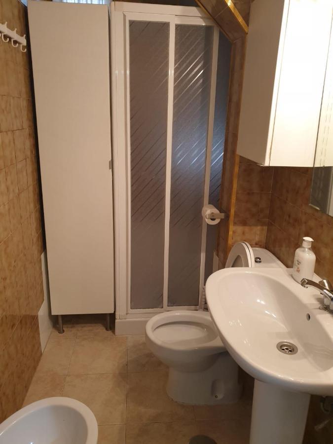 Ground Floor Proximo A La Macarena Apartment Sevilla Bagian luar foto